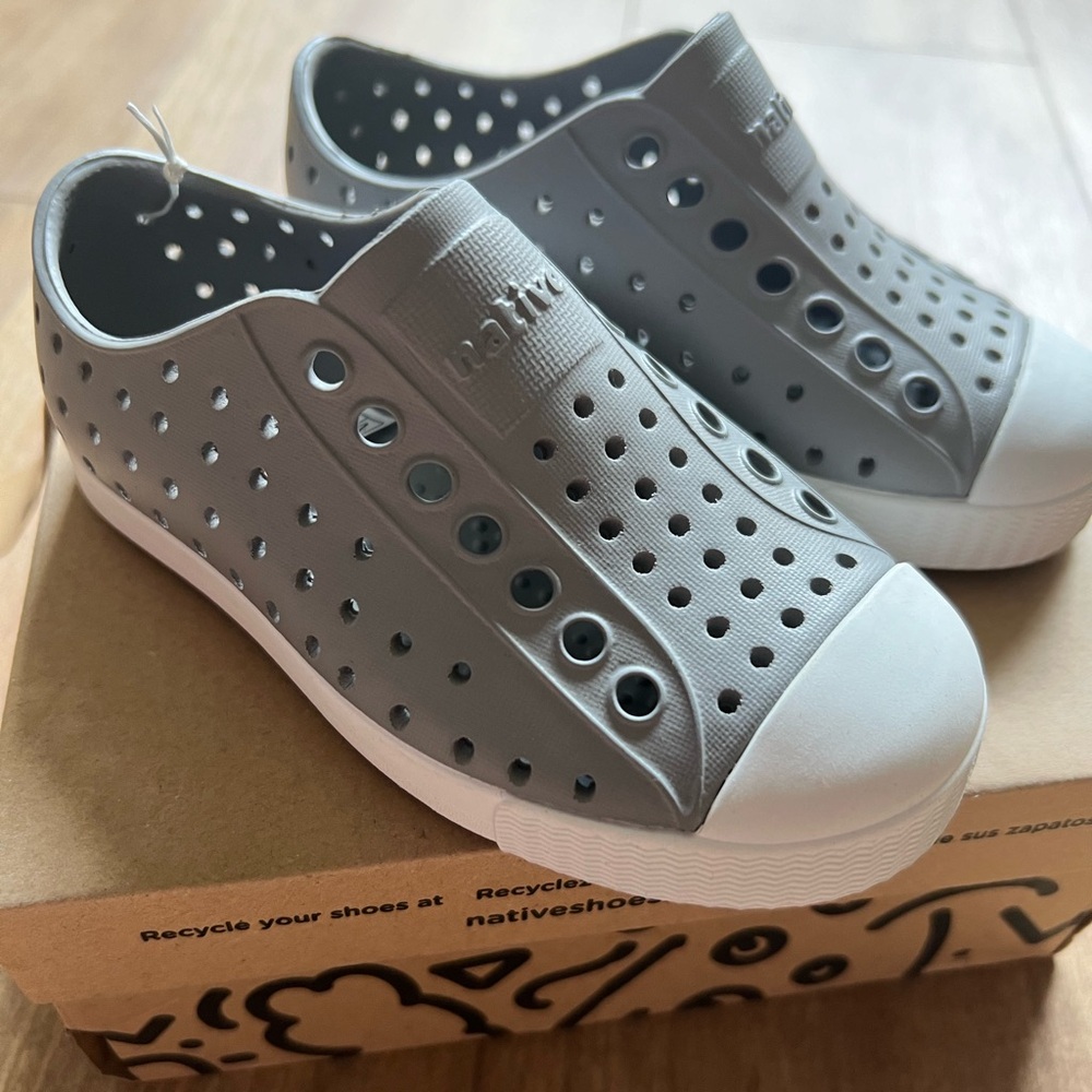Native Grey Children’s Shoes C8